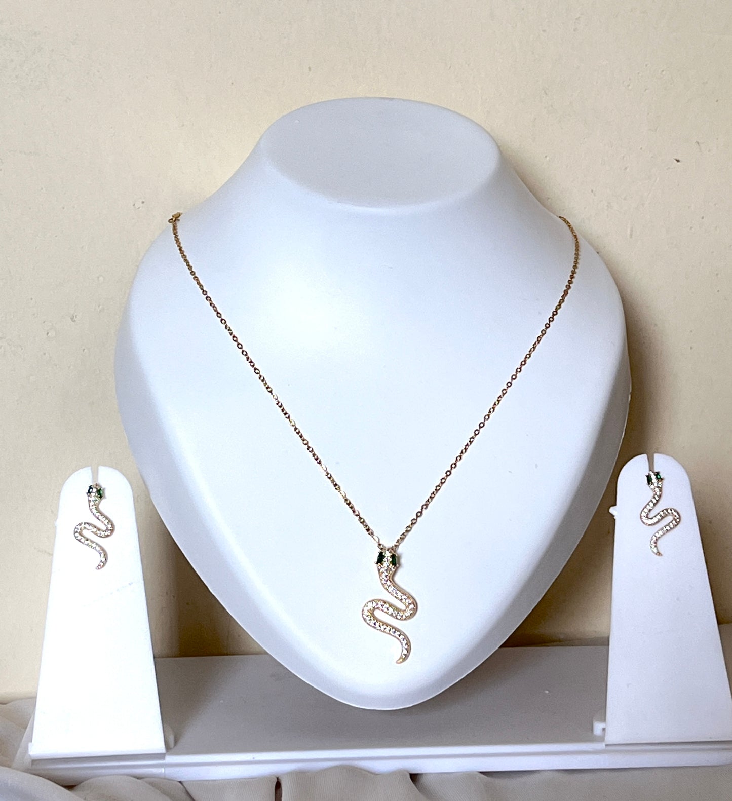 Serpent Necklace Set